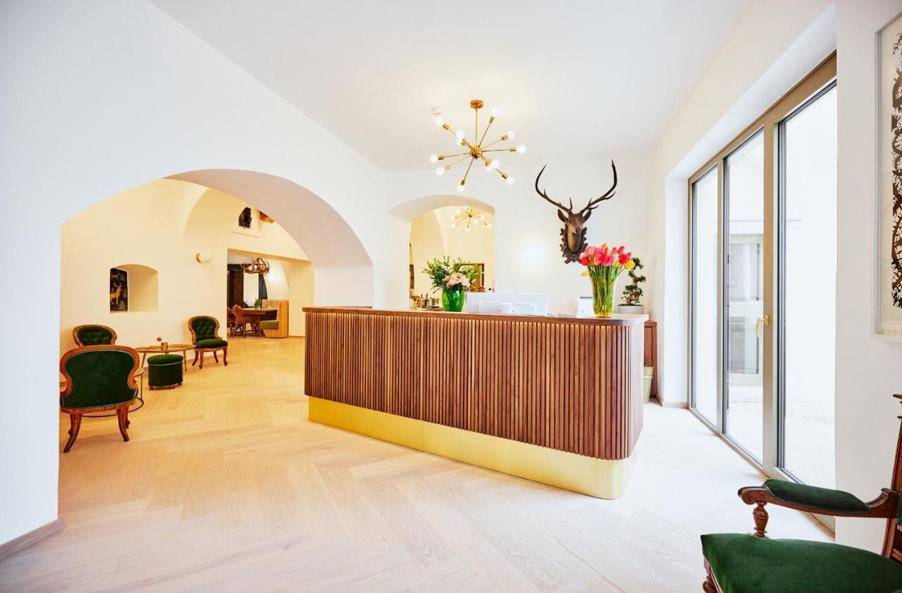 Boutiquehotel Zum Goldenen Hirschen Gmunden Zewnętrze zdjęcie