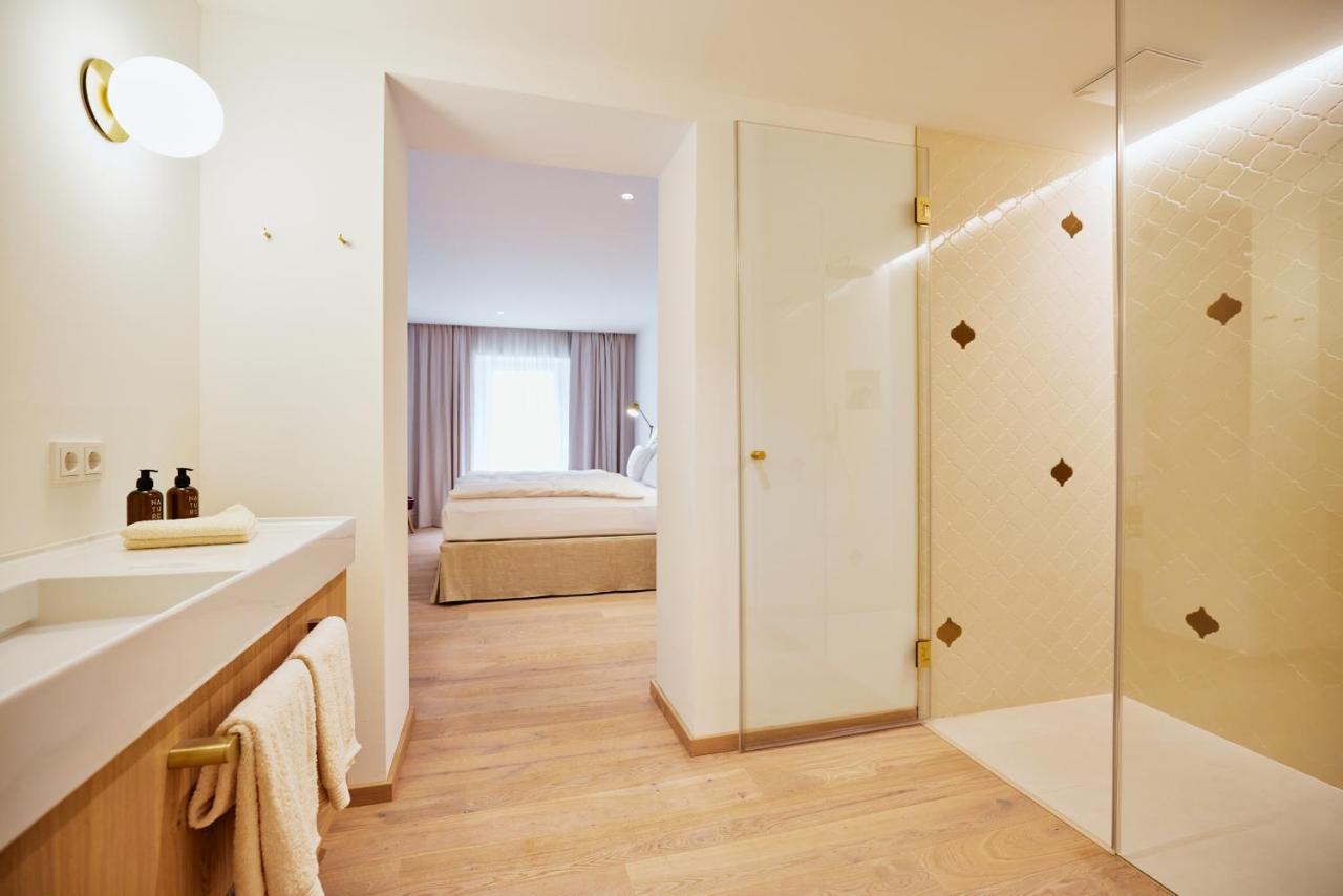 Boutiquehotel Zum Goldenen Hirschen Gmunden Zewnętrze zdjęcie