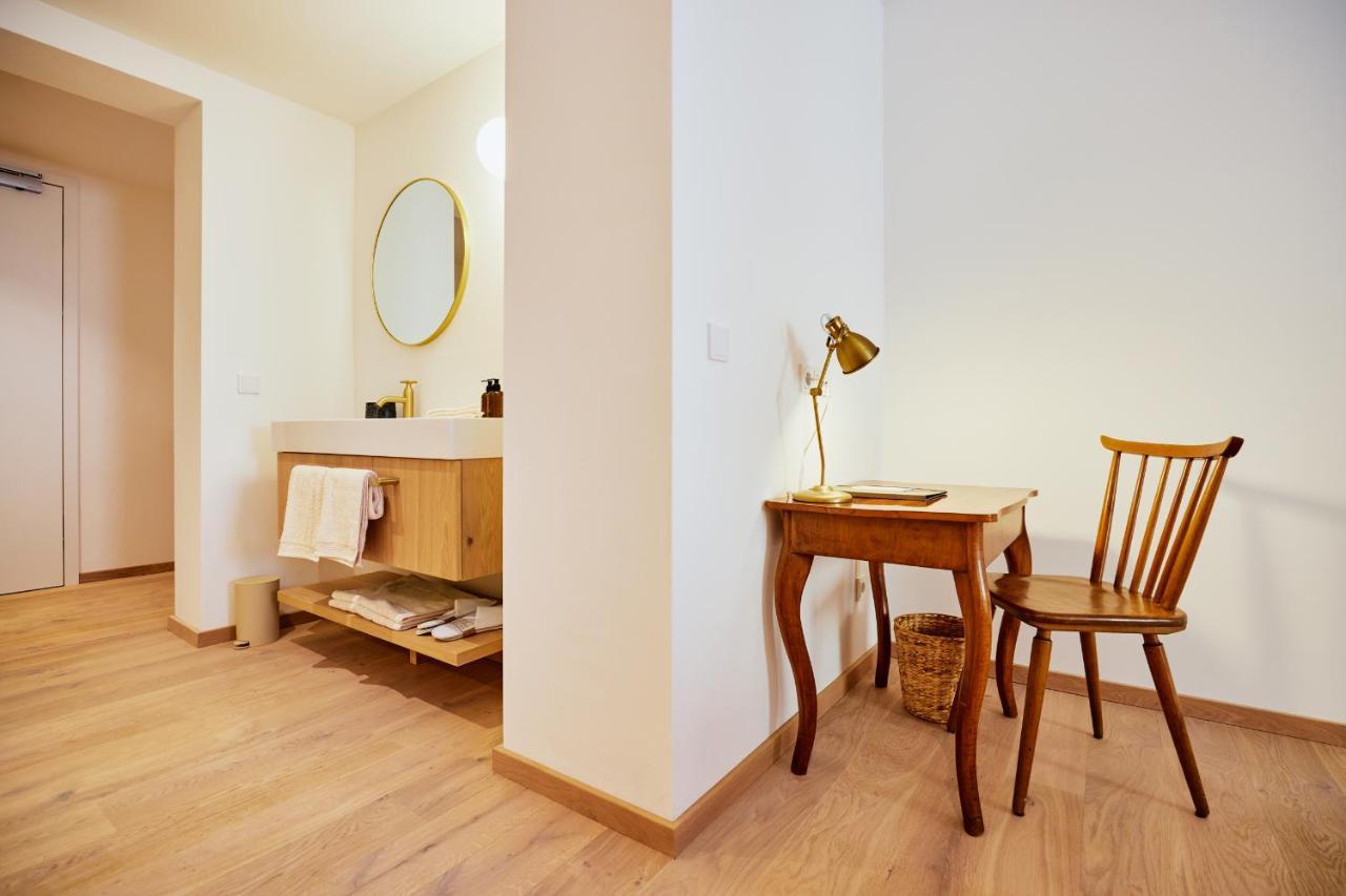 Boutiquehotel Zum Goldenen Hirschen Gmunden Zewnętrze zdjęcie