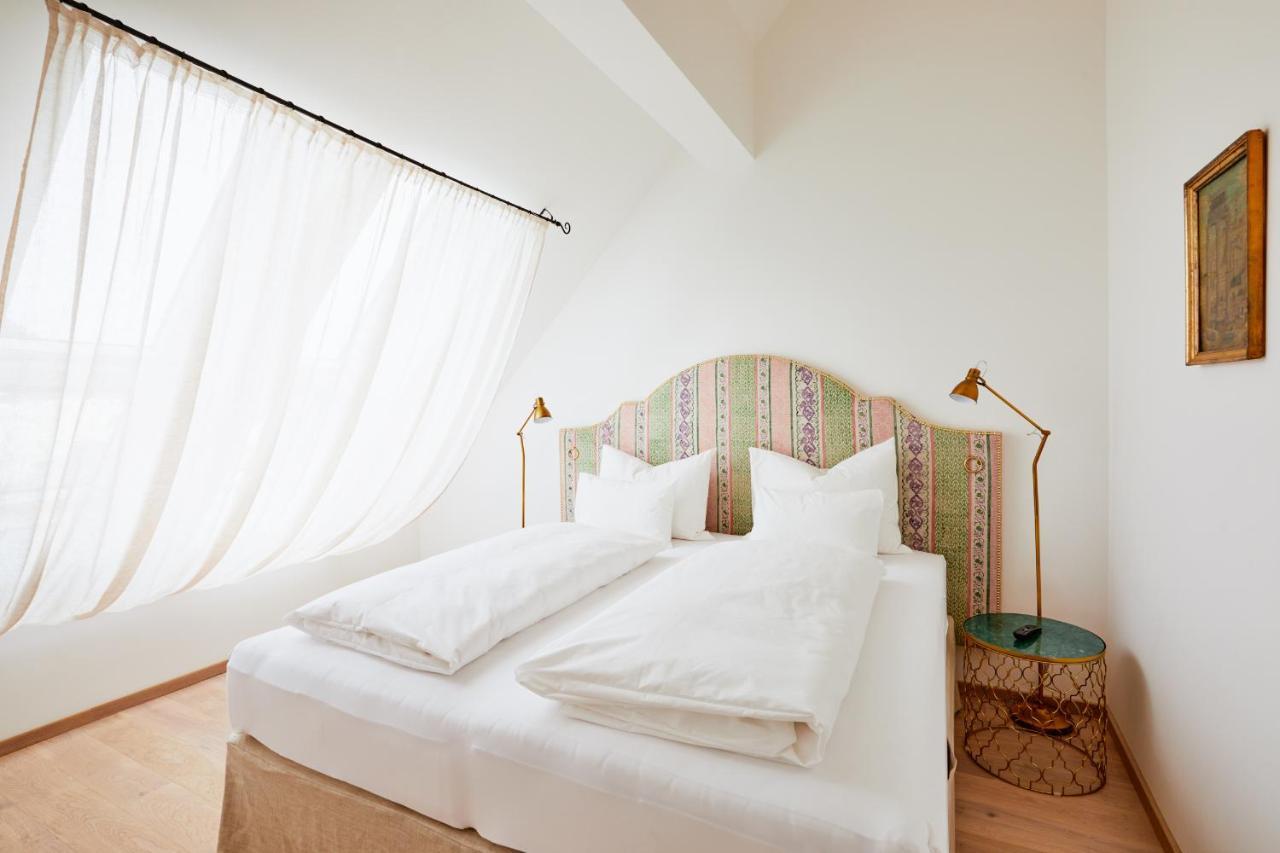 Boutiquehotel Zum Goldenen Hirschen Gmunden Zewnętrze zdjęcie