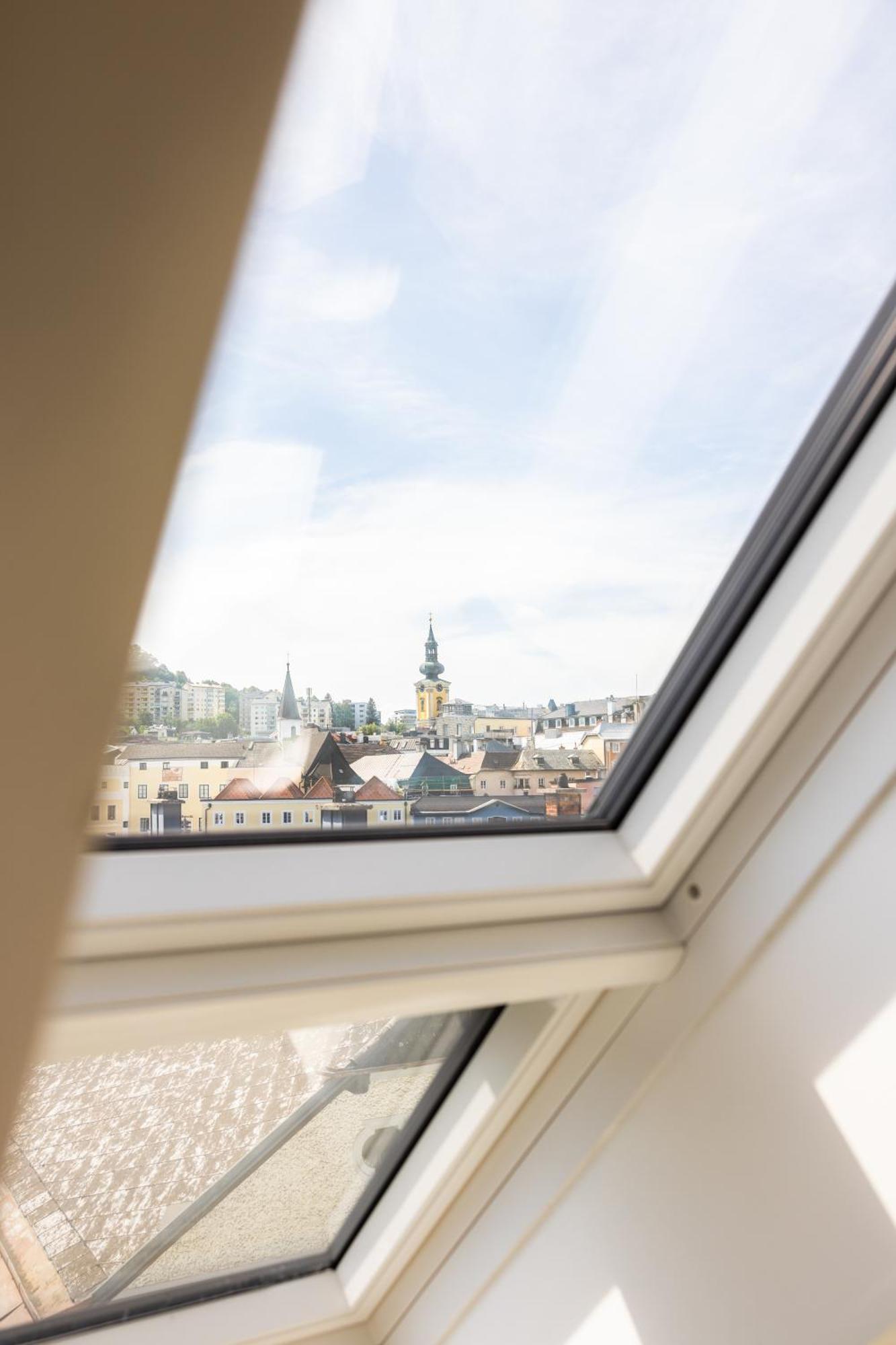 Boutiquehotel Zum Goldenen Hirschen Gmunden Zewnętrze zdjęcie