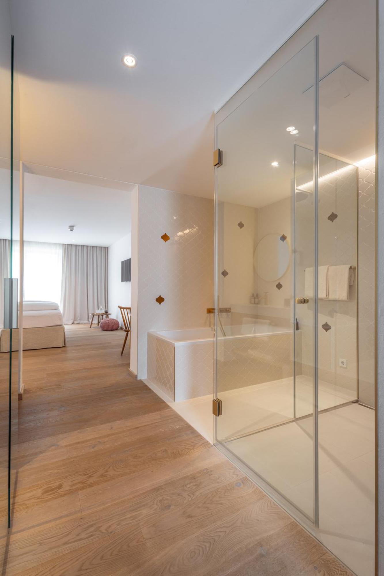 Boutiquehotel Zum Goldenen Hirschen Gmunden Zewnętrze zdjęcie